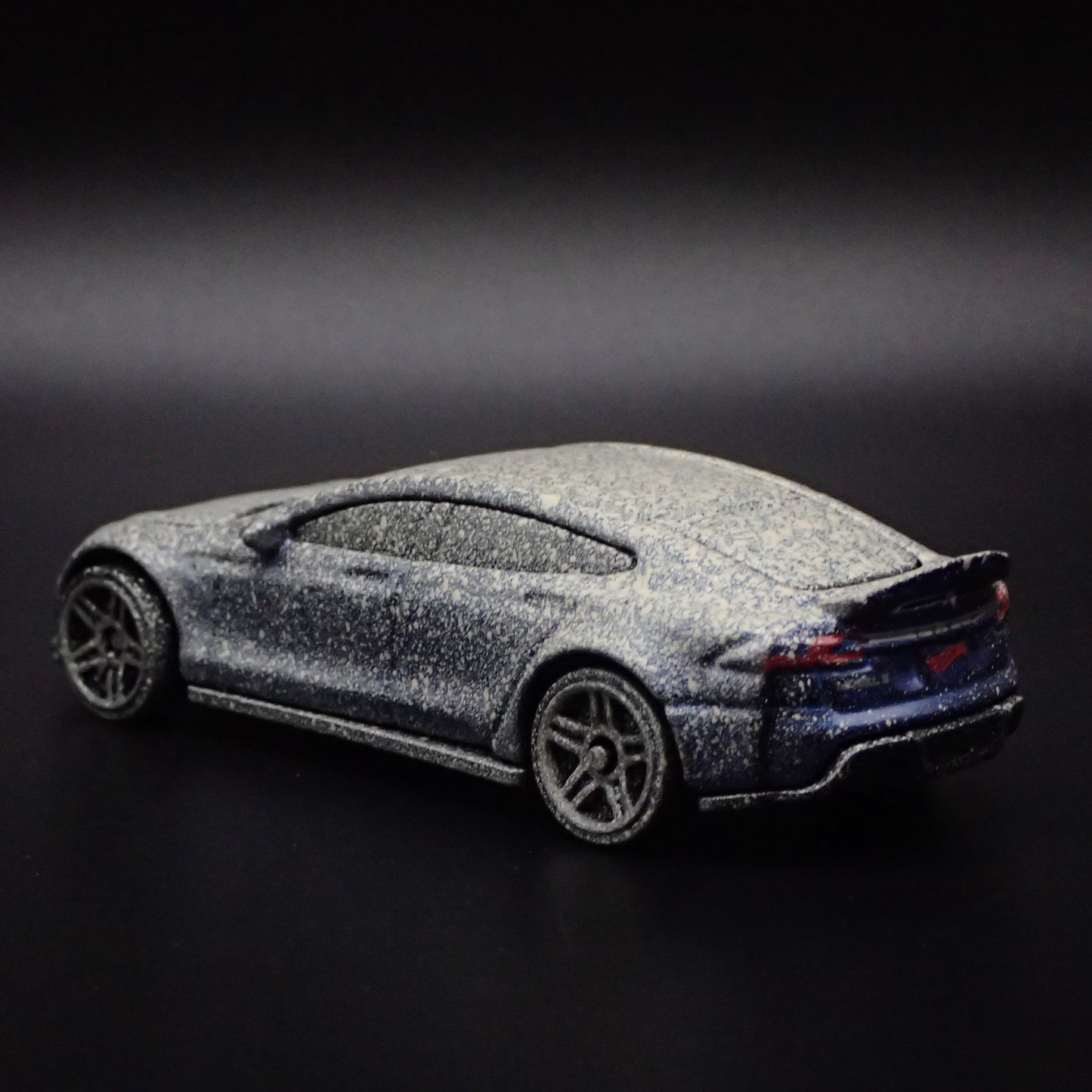 2012-2016 TESLA MODEL S ABANDONED BLUE 1/64 SCALE DIORAMA DIECAST MODEL CAR