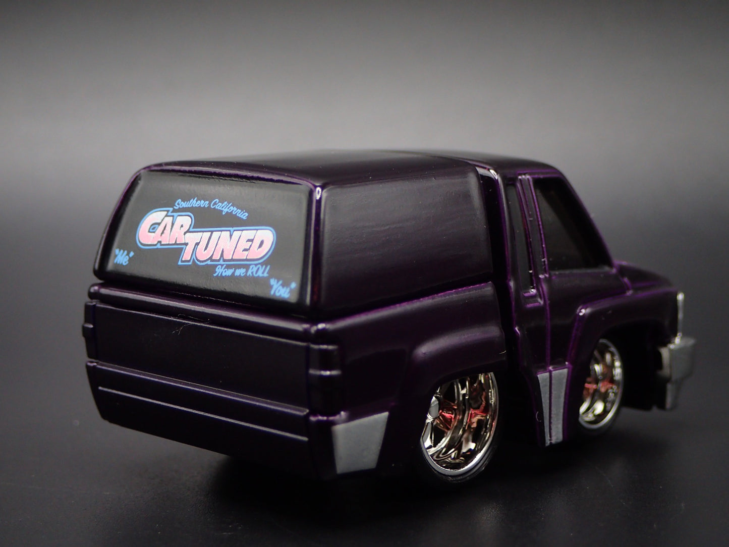 1987 87 TOYOTA SR5 PICKUP TRUCK CAR TUNED PURPLE 1/64 SCALE DIECAST MODEL CAR