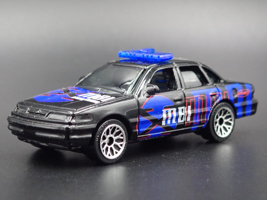 1992-1997 FORD CROWN VICTORIA SPECIAL AGENTS BLACK 1:64 SCALE DIECAST MODEL CAR