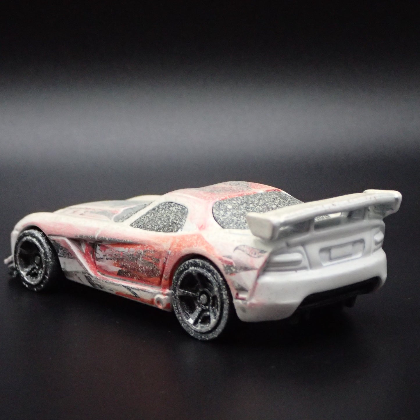2008-2010 DODGE VIPER SRT10 ACR SPEED HUNTERS RACED 1/64 SCALE DIECAST MODEL CAR
