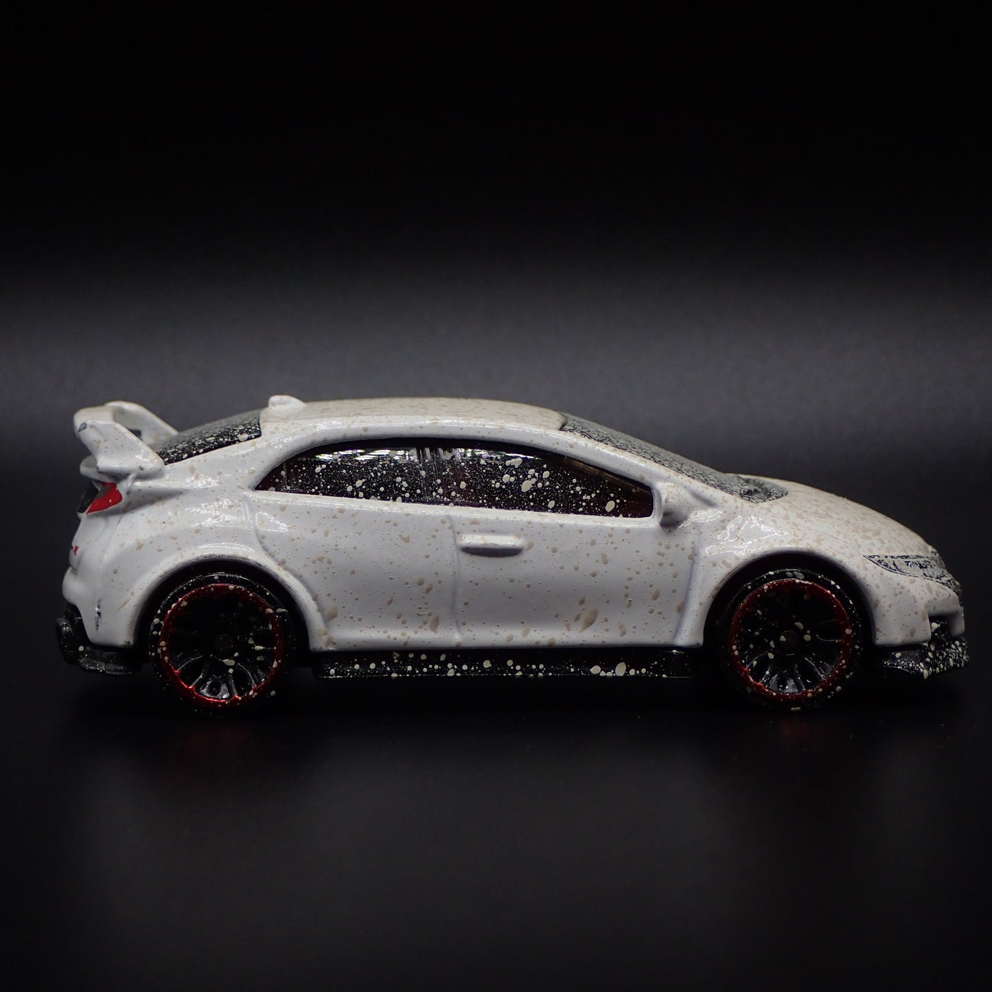 2011-2016 HONDA CIVIC TYPE R OFF ROAD RACED 1:64 SCALE DIORAMA DIECAST MODEL CAR