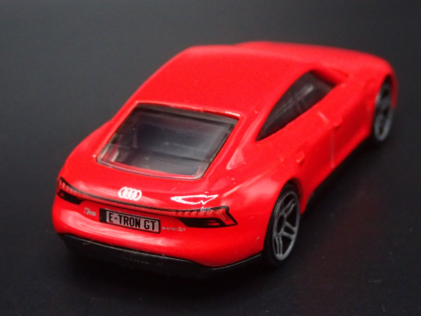 2021-2025 AUDI RS E TRON GT RED 1:64 SCALE COLLECTIBLE DIECAST MODEL CAR