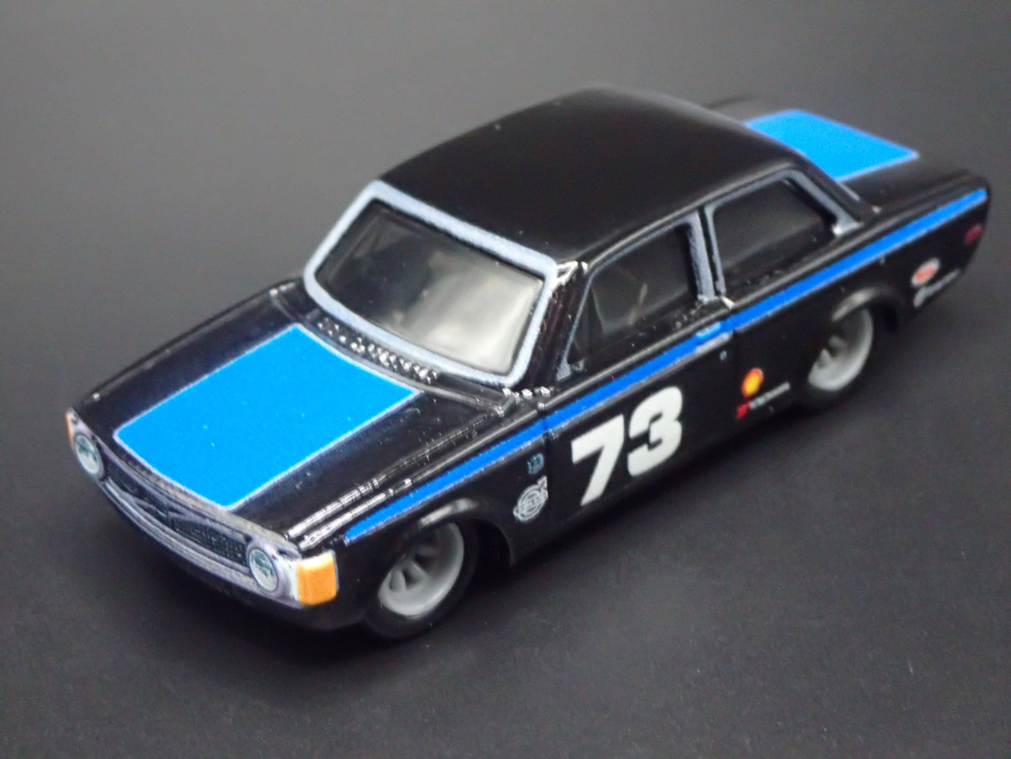 1973 73 VOLVO 142 GL 2 TWO DOOR BLACK RARE 1:64 SCALE DIORAMA DIECAST MODEL CAR