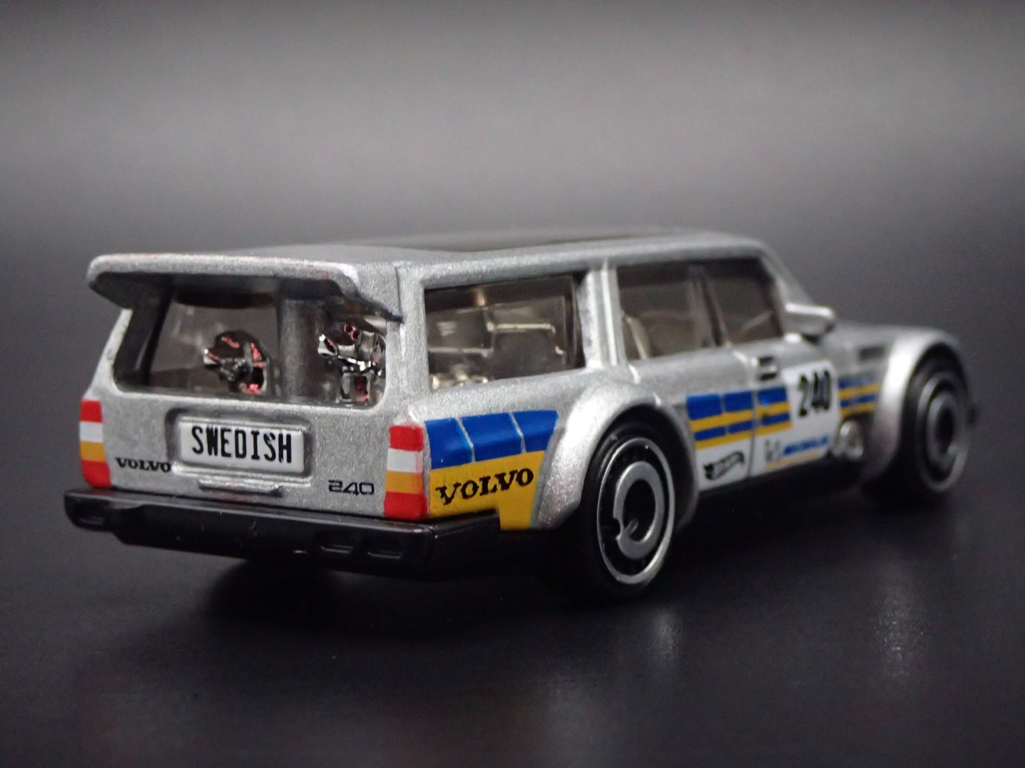 VOLVO 240 DRIFT STATION WAGON 1:64 SCALE COLLECTIBLE DIORAMA DIECAST MODEL CAR
