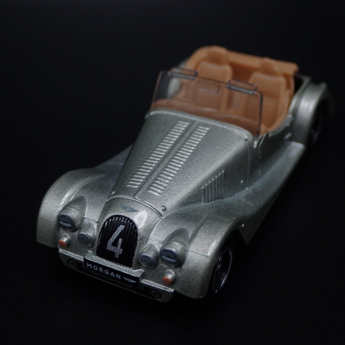 2020-2025 MORGAN PLUS FOUR +4 1:64 SCALE COLLECTIBLE DIORAMA DIECAST MODEL CAR