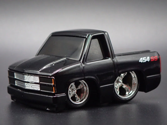 1990 90 CHEVY CHEVROLET SS 454 PICKUP TRUCK OBS. 1:64 SCALE DIECAST MODEL CAR
