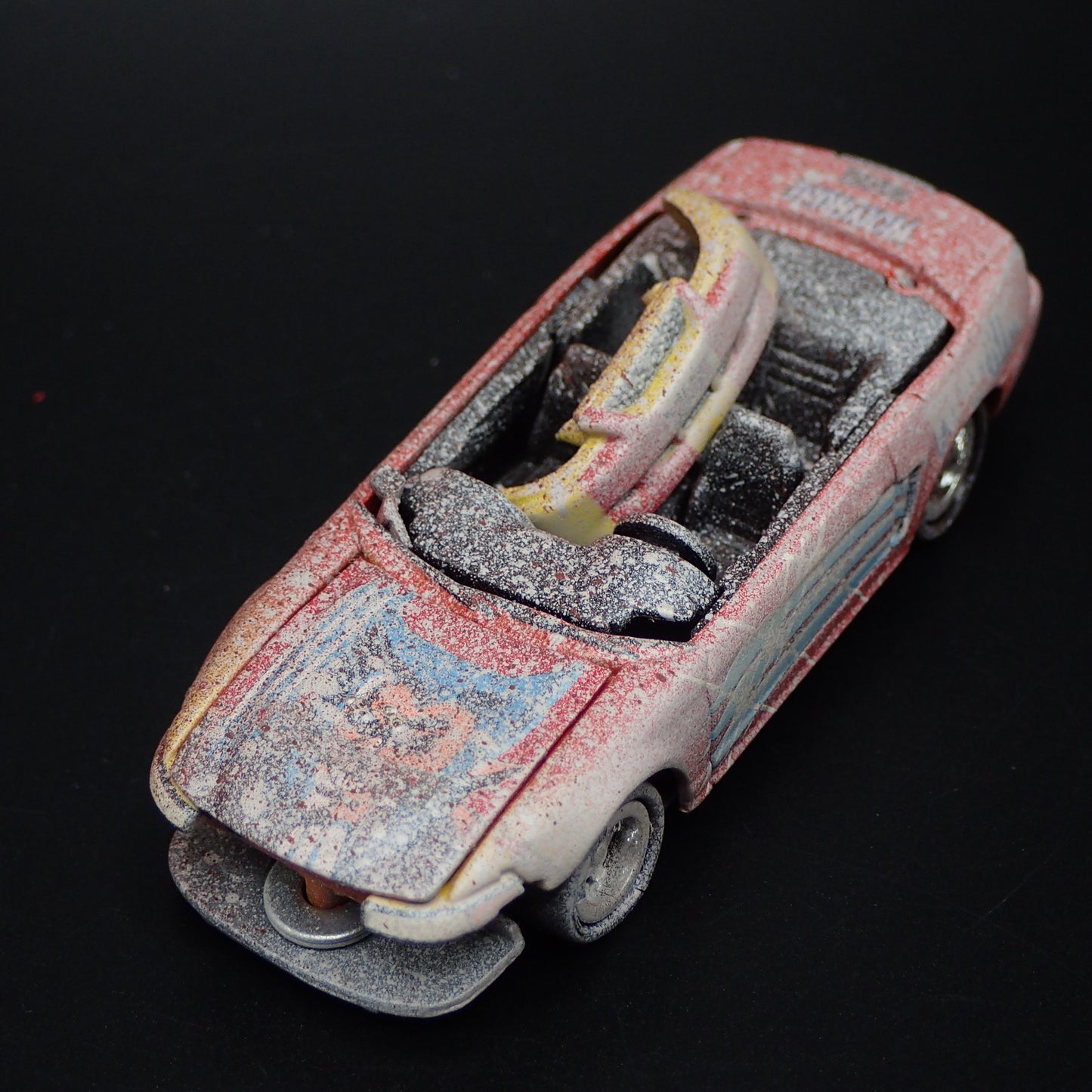 1999-2004 FORD MUSTANG GT BRTC BARN FIND 1:64 SCALE DIORAMA DIECAST MODEL CAR