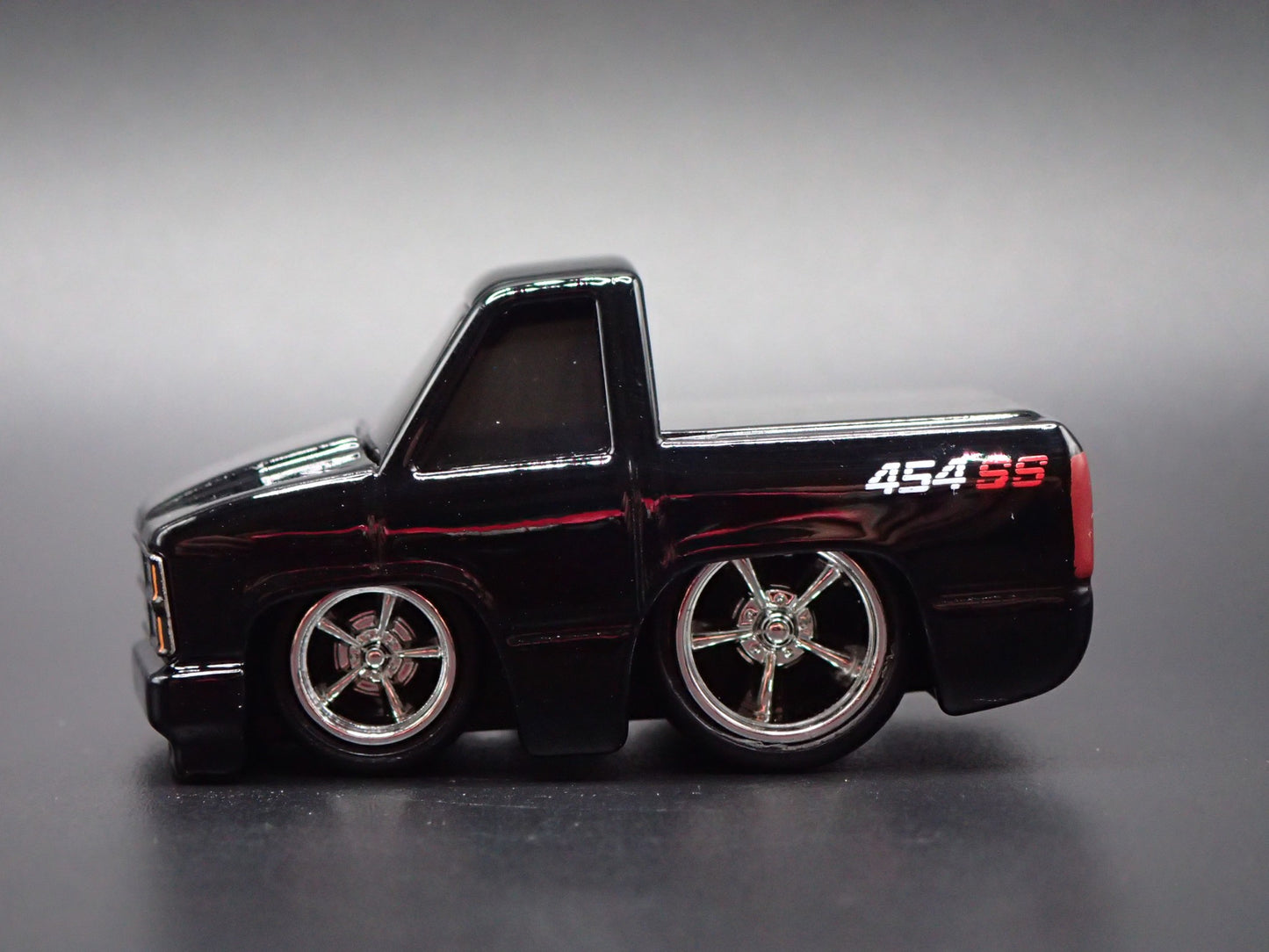 1990 90 CHEVY CHEVROLET SS 454 PICKUP TRUCK OBS 1:64 SCALE DIECAST MODEL CAR