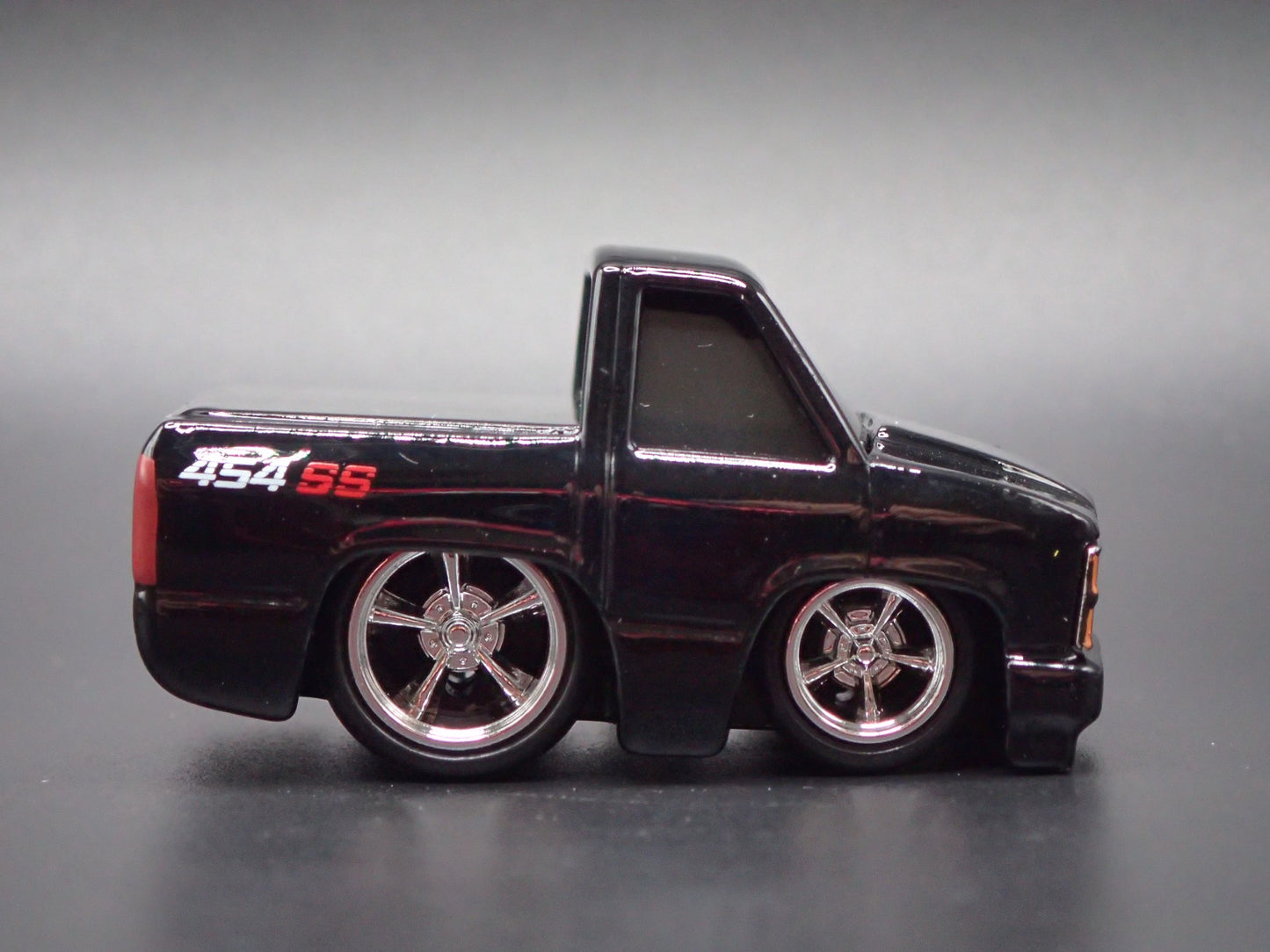 1990 90 CHEVY CHEVROLET SS 454 PICKUP TRUCK OBS 1:64 SCALE DIECAST MODEL CAR