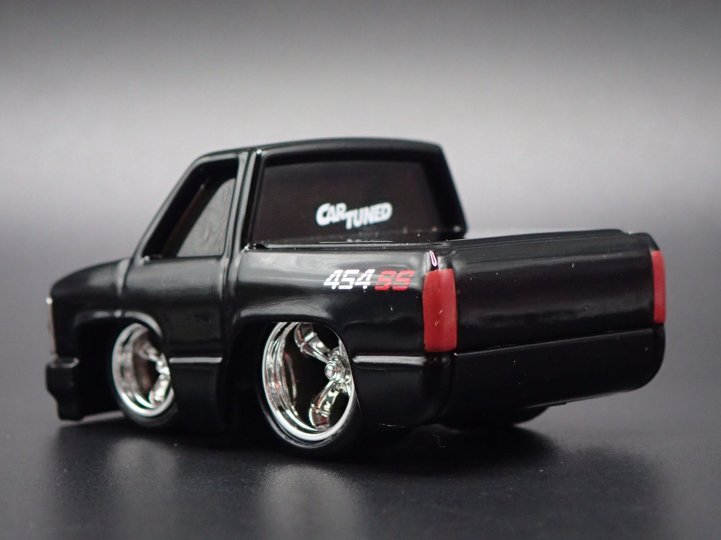 1990 90 CHEVY CHEVROLET SS 454 PICKUP TRUCK OBS 1:64 SCALE DIECAST MODEL CAR