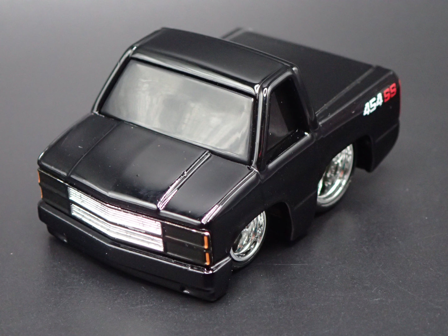 1990 90 CHEVY CHEVROLET SS 454 PICKUP TRUCK OBS 1:64 SCALE DIECAST MODEL CAR