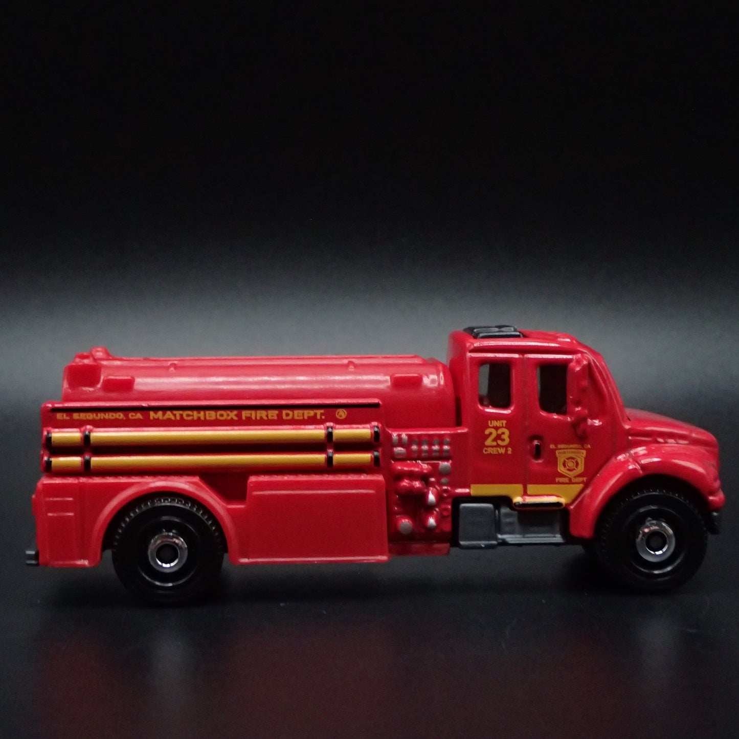 FREIGHTLINER M2 106 FIRE TRUCK EL SEGUNDO FIRE DEPT 1:64 MB SCALE DIECAST MODEL
