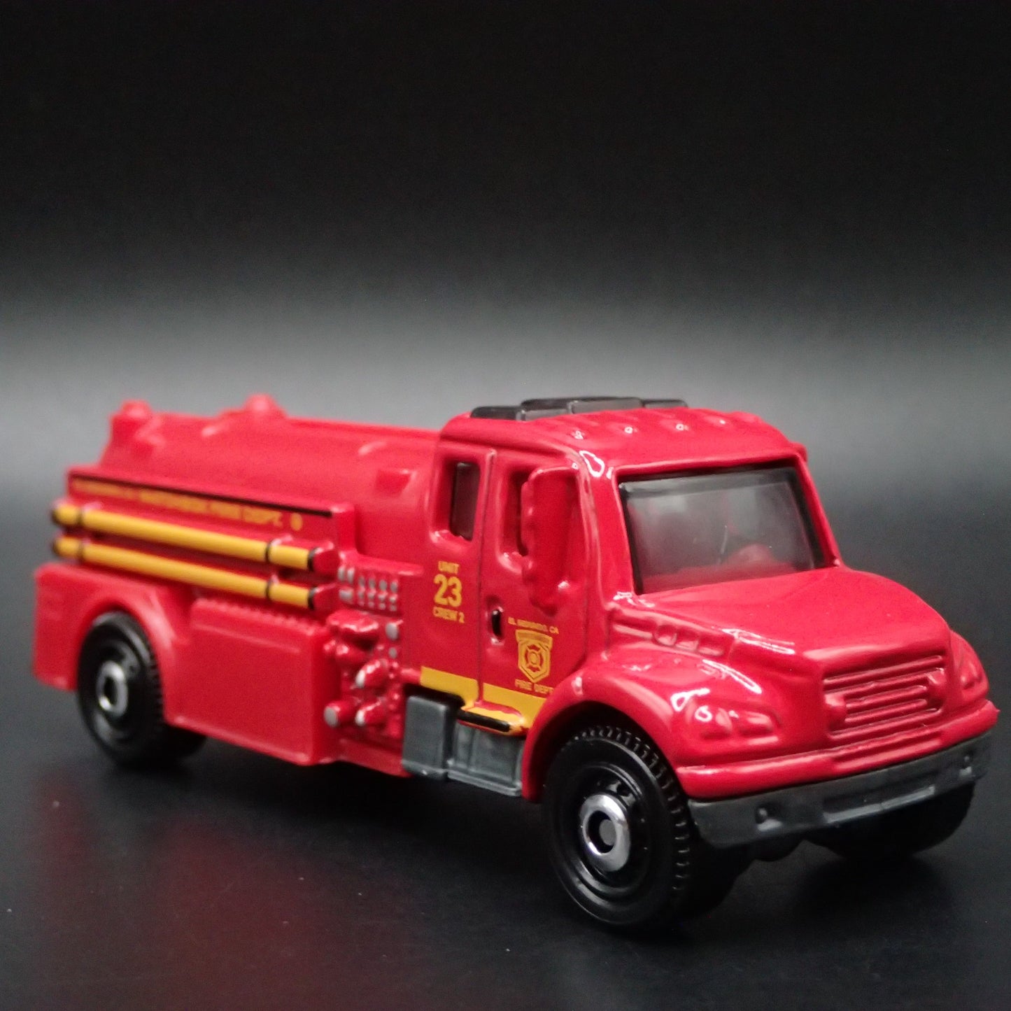 FREIGHTLINER M2 106 FIRE TRUCK EL SEGUNDO FIRE DEPT 1:64 MB SCALE DIECAST MODEL