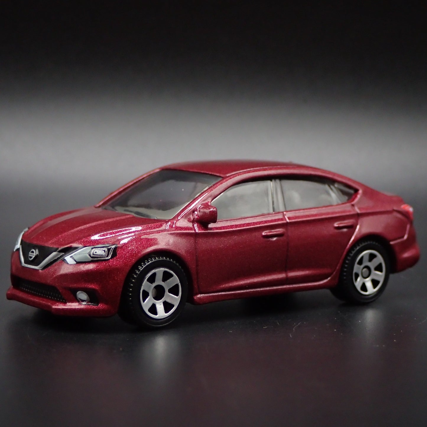 2013-2019 NISSAN SENTRA 4 DOOR 1:64 SCALE COLLECTIBLE DIORAMA DIECAST MODEL CAR