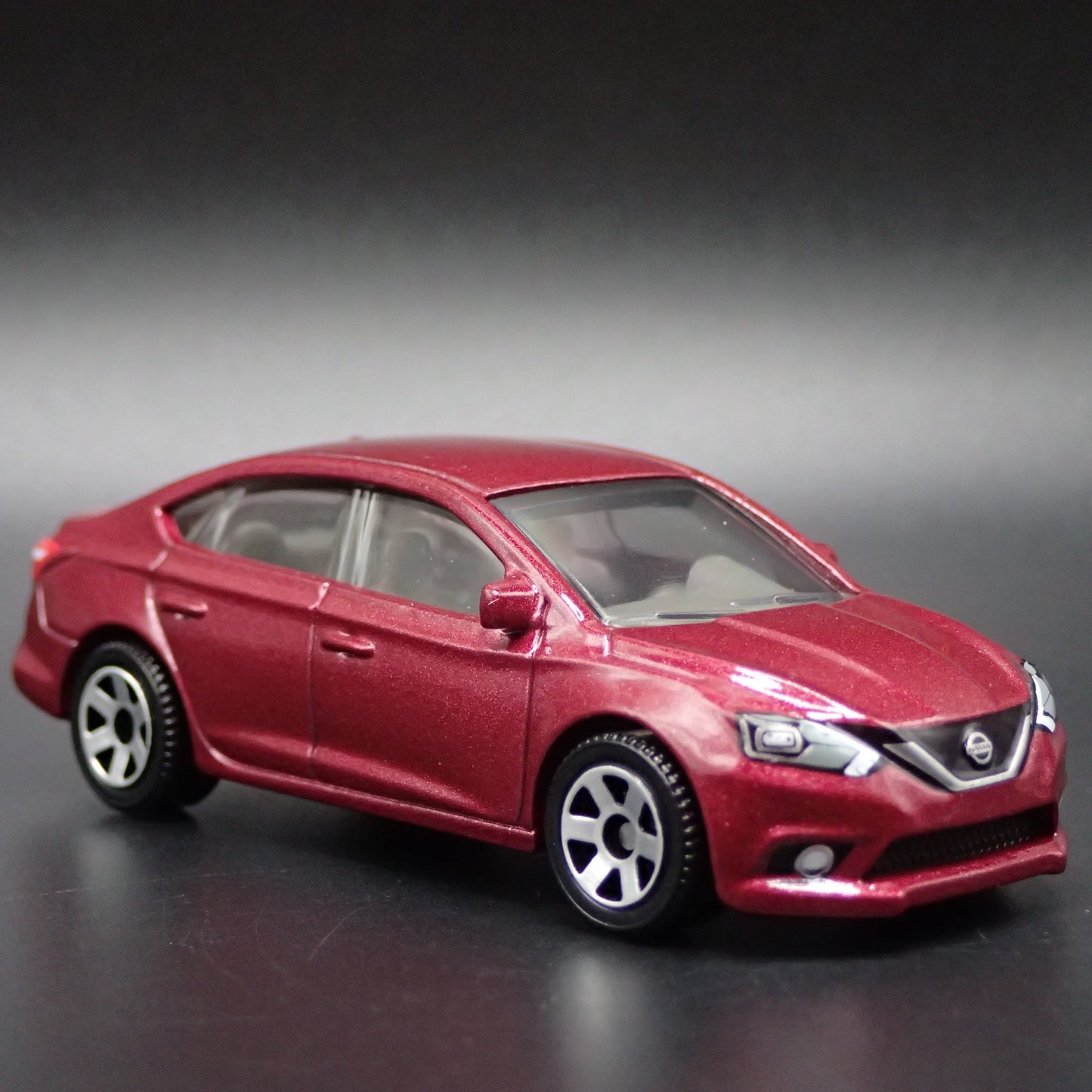 2013-2019 NISSAN SENTRA 4 DOOR 1:64 SCALE COLLECTIBLE DIORAMA DIECAST MODEL CAR