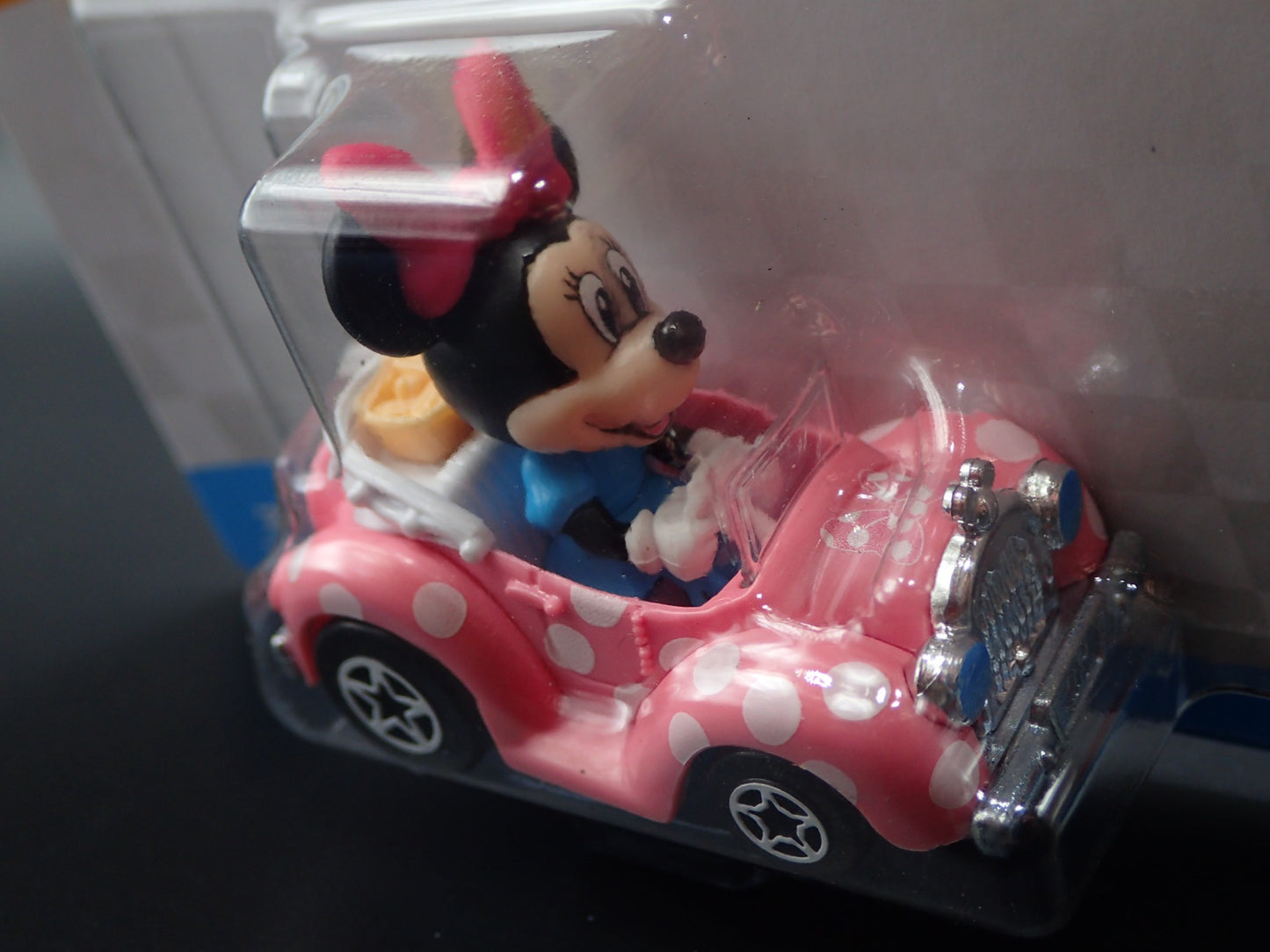 2025 HOT WHEELS RACER VERSE DISNEY MICKEY AND FRIENDS MINNIE MOUSE BRAND NEW
