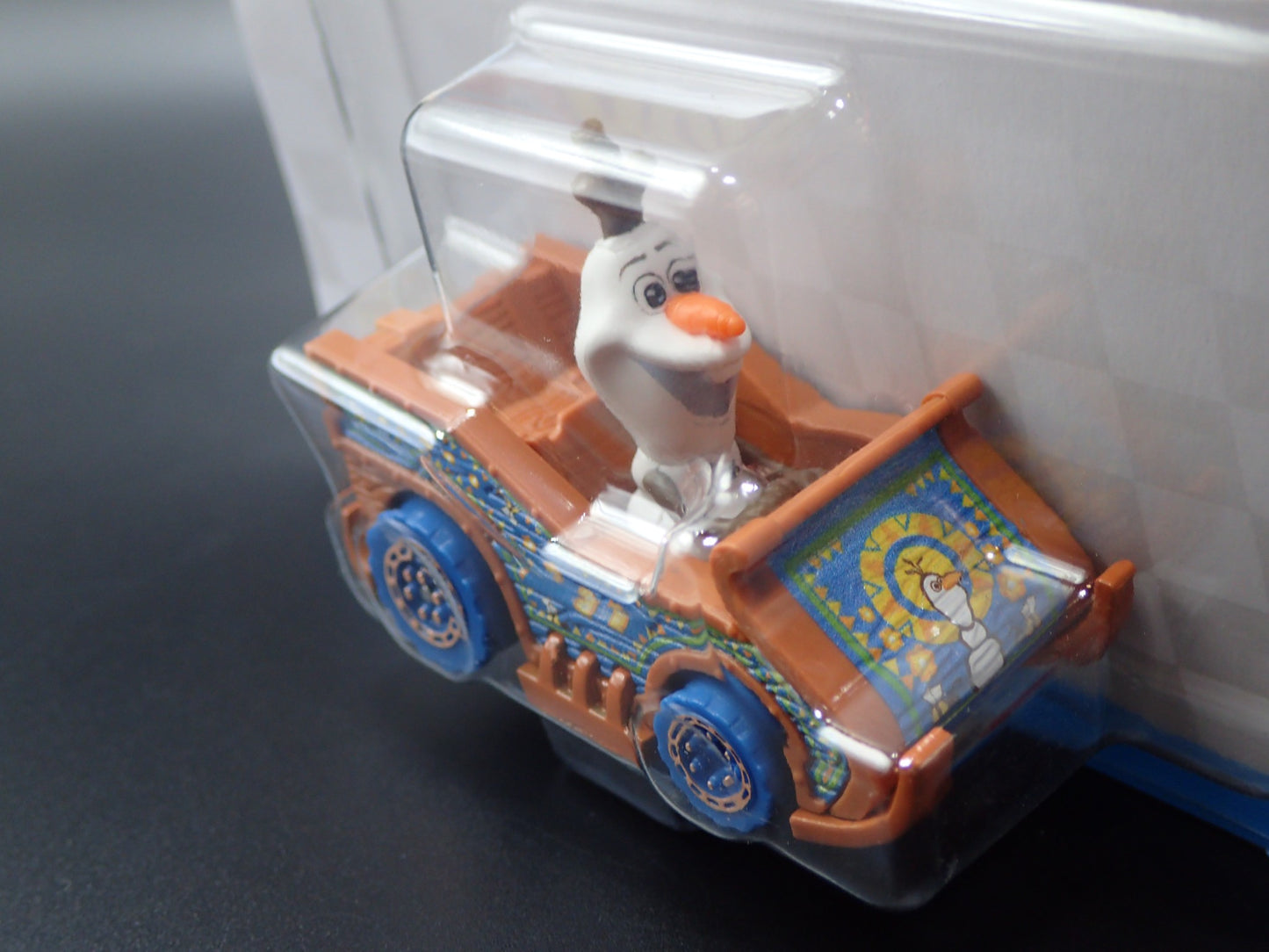 2025 HOT WHEELS RACER VERSE DISNEY OLAF FROZEN BRAND NEW