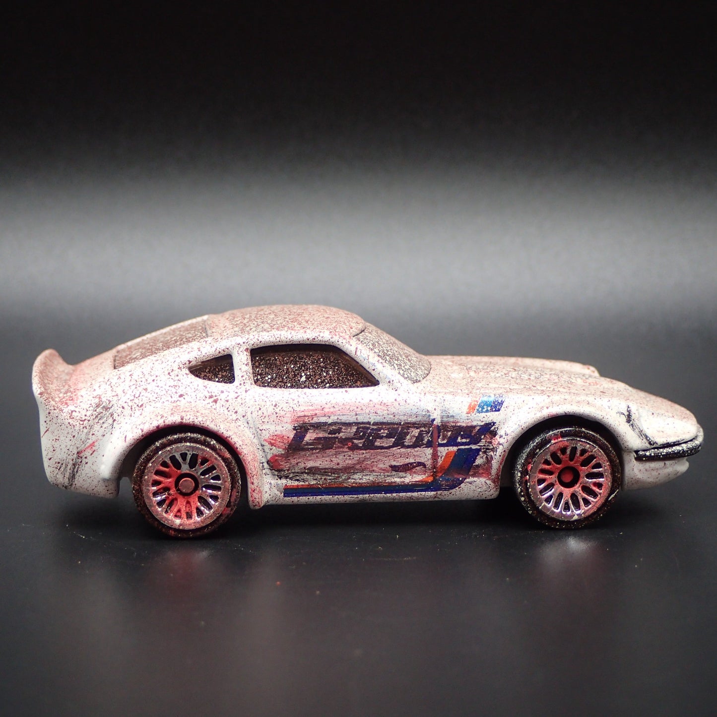 1970-1973 NISSAN FAIRLADY Z 240Z GREDDY BARN FIND 1/64 SCALE DIECAST MODEL CAR
