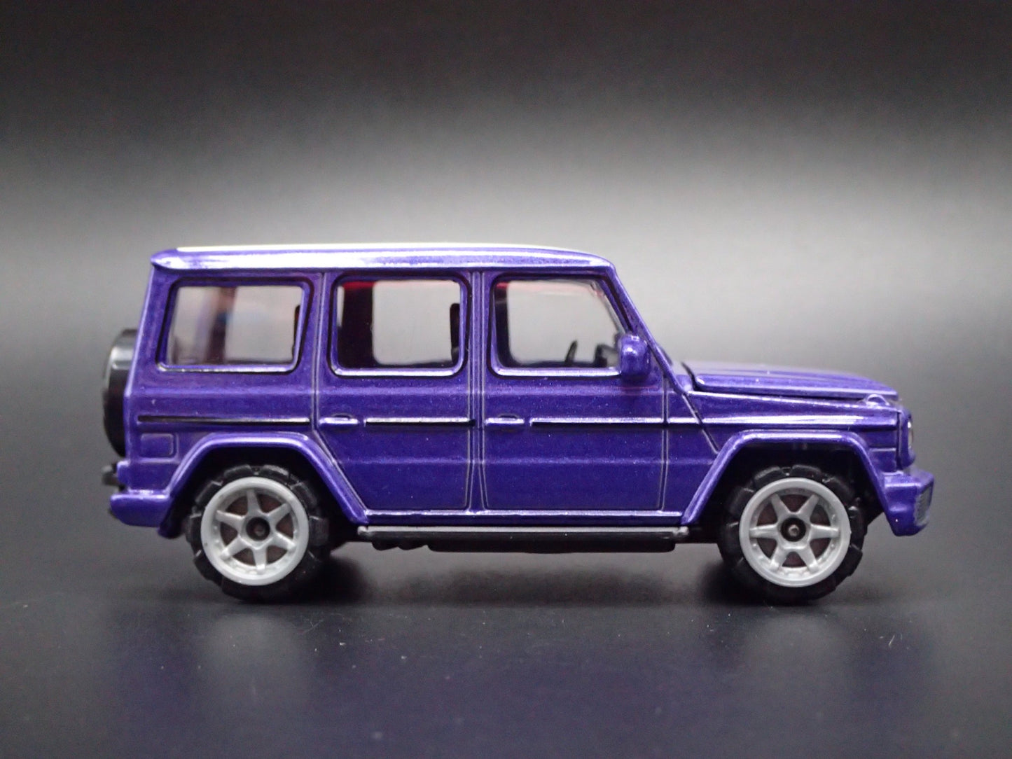 1991-2018 MERCEDES BENZ G 550 G WAGON PURPLE 1:64 SCALE DIECAST MODEL CAR