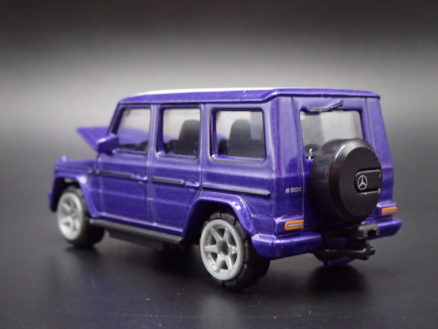1991-2018 MERCEDES BENZ G 550 G WAGON PURPLE 1:64 SCALE DIECAST MODEL CAR