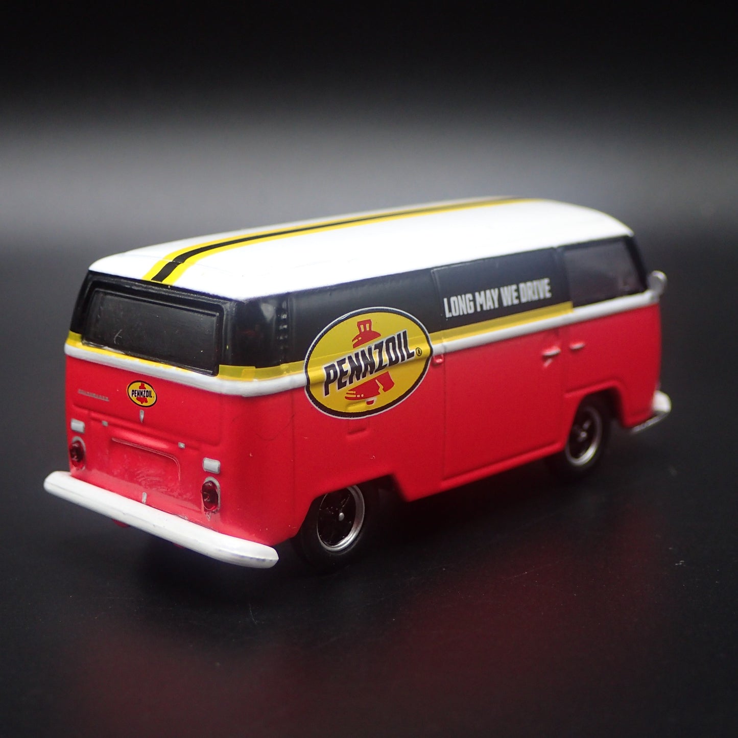 1967-1979 VW VOLKSWAGEN TYPE 2 T2 PANEL VAN PENNZOIL 1/64 SCALE DIECAST MODEL