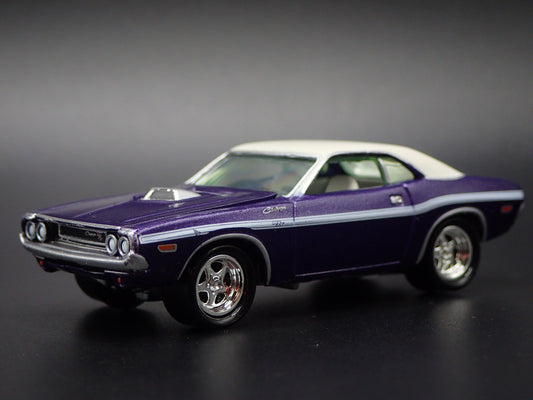 1970 70 DODGE CHALLENGER R/T PURPLE 1:64 SCALE COLLECTIBLE DIECAST MODEL CAR