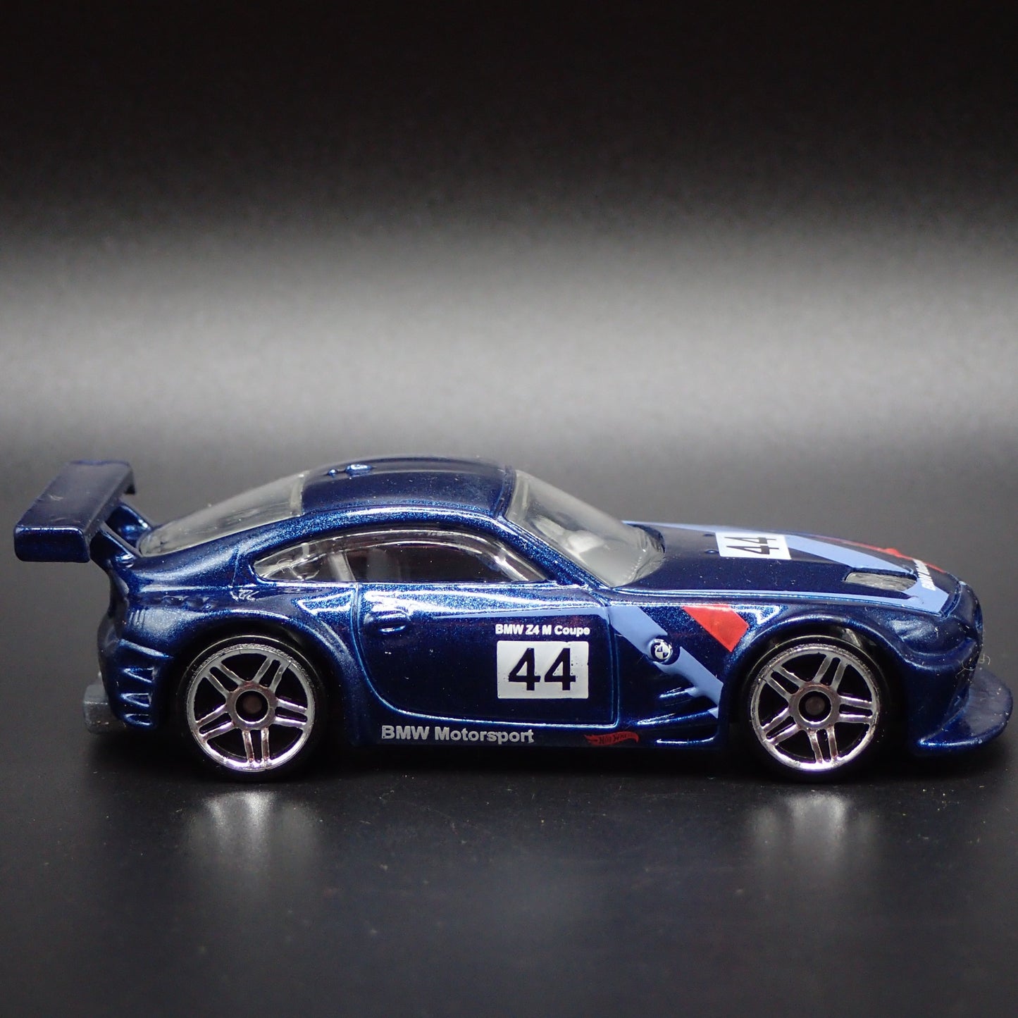 2009-2016 BMW Z4 M E89 BLUE 1:64 SCALE COLLECTIBLE DIORAMA DIECAST MODEL CAR