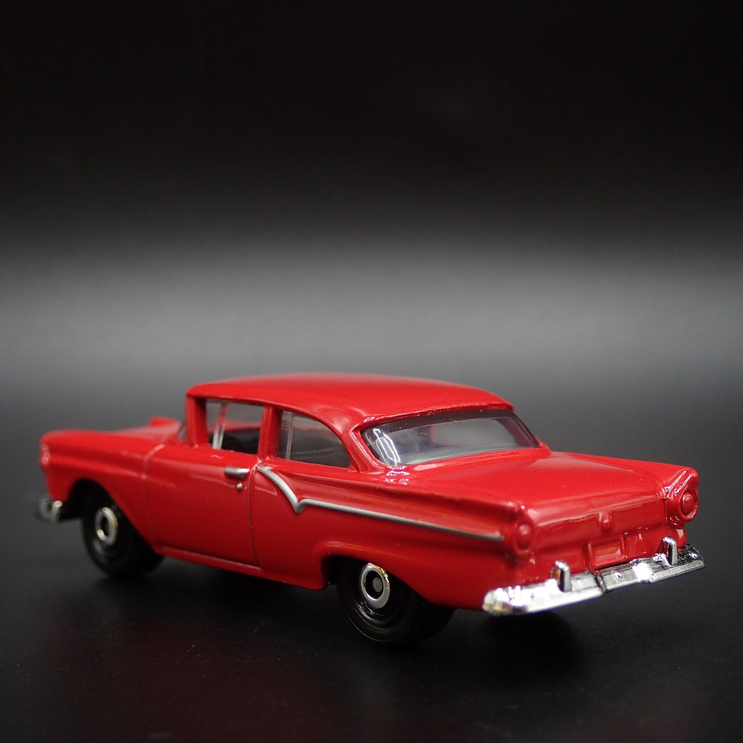 1957 57 FORD CUSTOM 300 RED 1:64 MB SCALE COLLECTIBLE DIORAMA DIECAST MODEL CAR