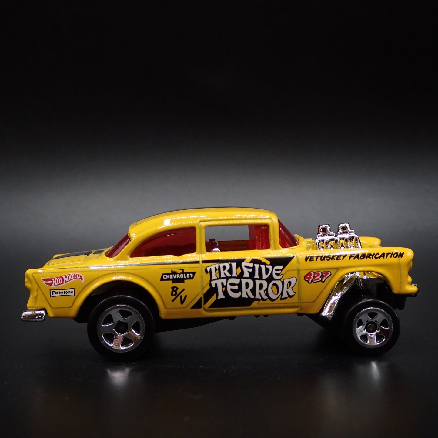 1955 55 CHEVY CHEVROLET BEL AIR GASSER NHRA 1:64 SCALE DIORAMA DIECAST MODEL CAR