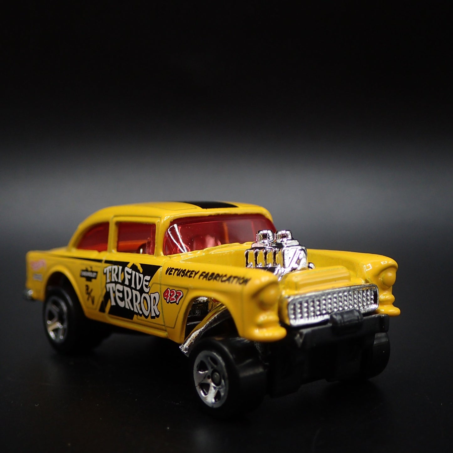 1955 55 CHEVY CHEVROLET BEL AIR GASSER NHRA 1:64 SCALE DIORAMA DIECAST MODEL CAR