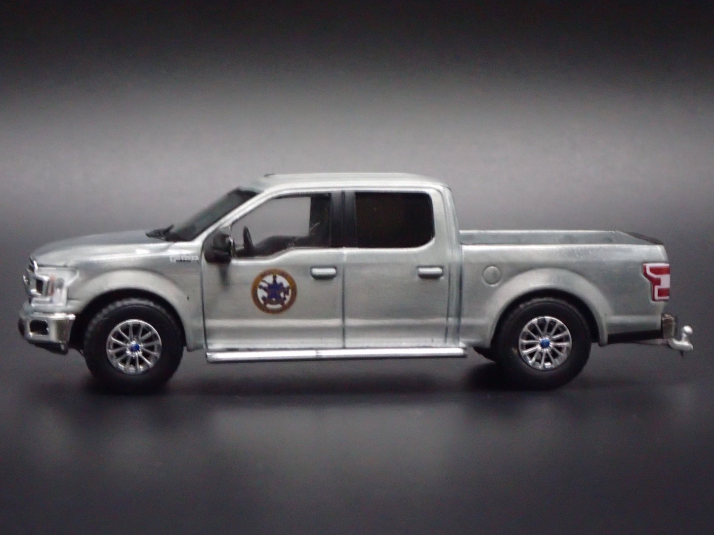 2018 FORD F150 PICKUP TRUCK MONTANA LIVESTOCK ASSOC 1:64 SCALE DIECAST MODEL CAR