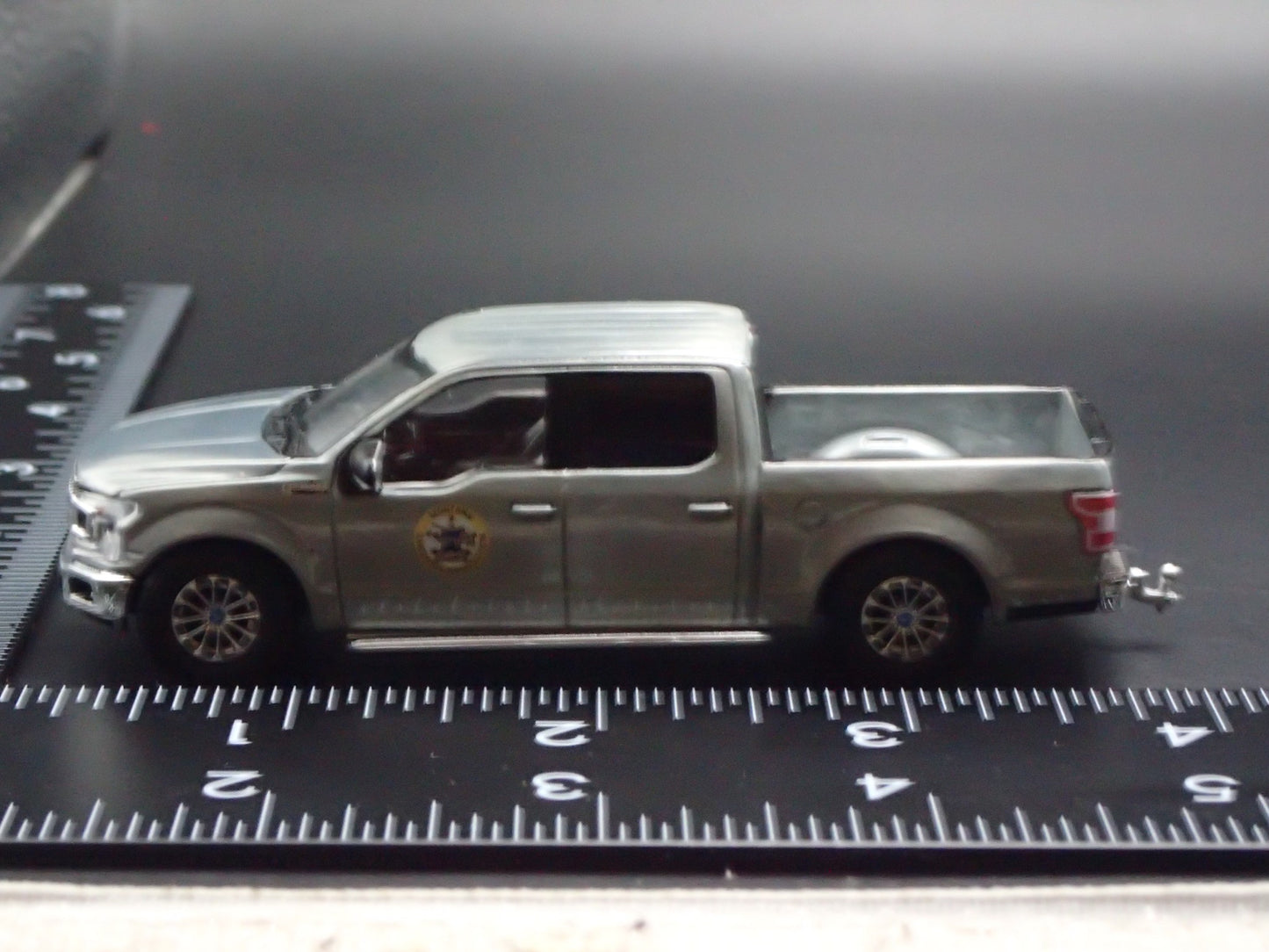2018 FORD F150 PICKUP TRUCK MONTANA LIVESTOCK ASSOC 1:64 SCALE DIECAST MODEL CAR