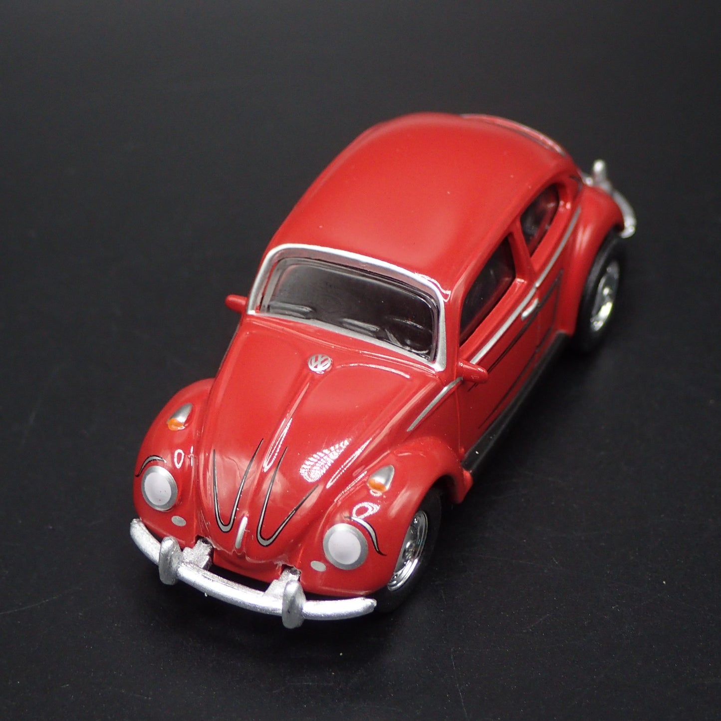1960-1967 VW VOLKSWAGEN BEETLE BUG RED RARE 1:64 SCALE DIORAMA DIECAST MODEL CAR