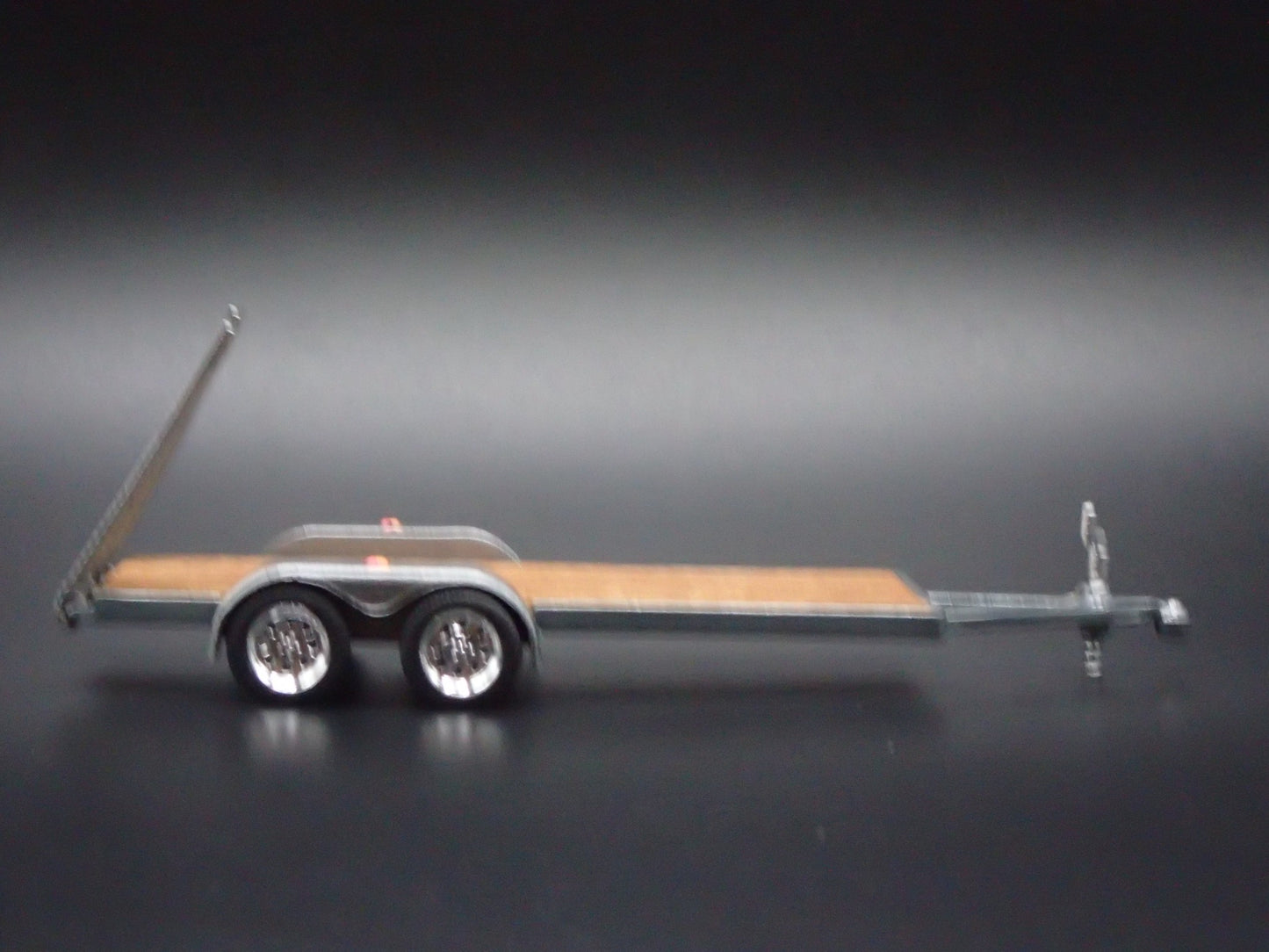 FLATBED CAR HAULER TRAILER  WITH LOADING RAMPS 1:64 SCALE DIORAMA PROP MODEL