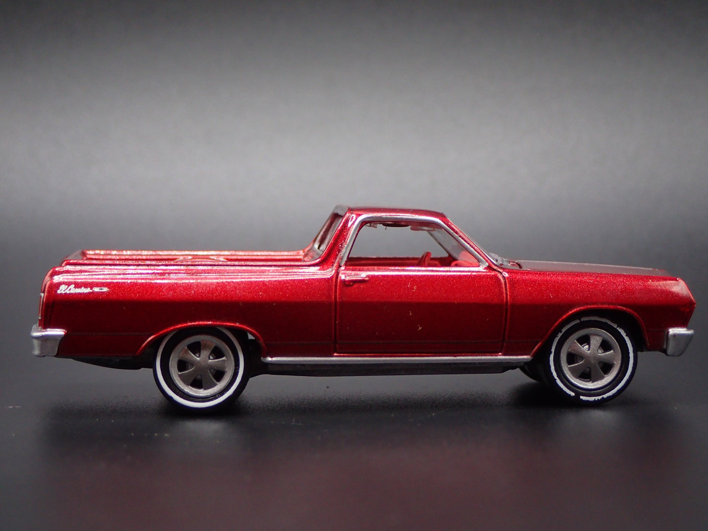 1964 64 CHEVY CHEVROLET EL CAMINO BURGUNDY 1:64 SCALE DIORAMA DIECAST MODEL CAR