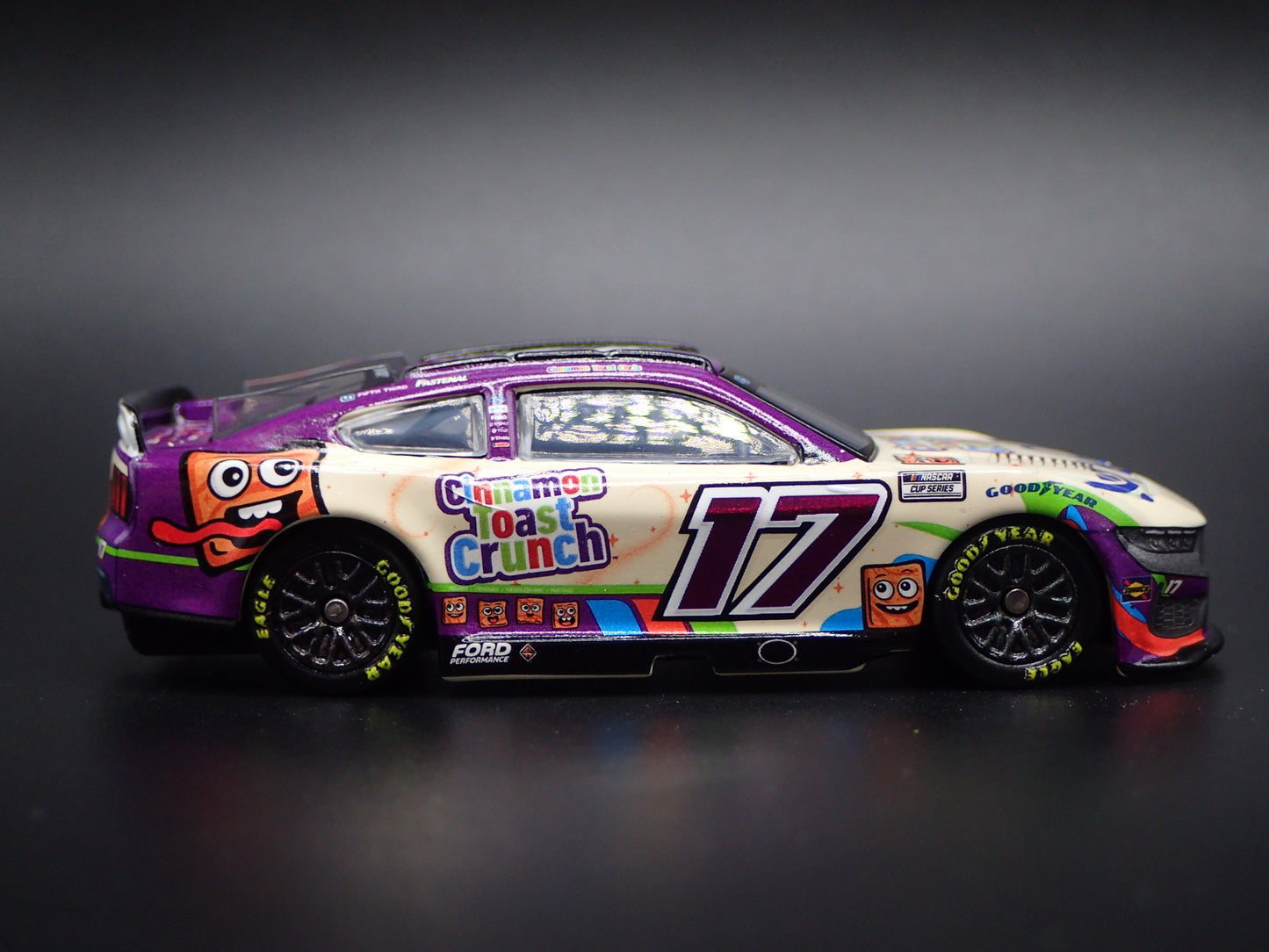 2025 FORD MUSTANG 17 CHRIS BUESCHER CINNAMON TOAST NASCAR 1:64 SCALE DIECAST CAR
