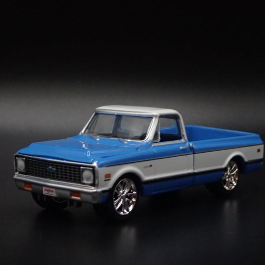 1971 71 CHEVY CHEVROLET C10 PICKUP TRUCK 1/64 SCALE DIORAMA DIECAST MODEL CAR