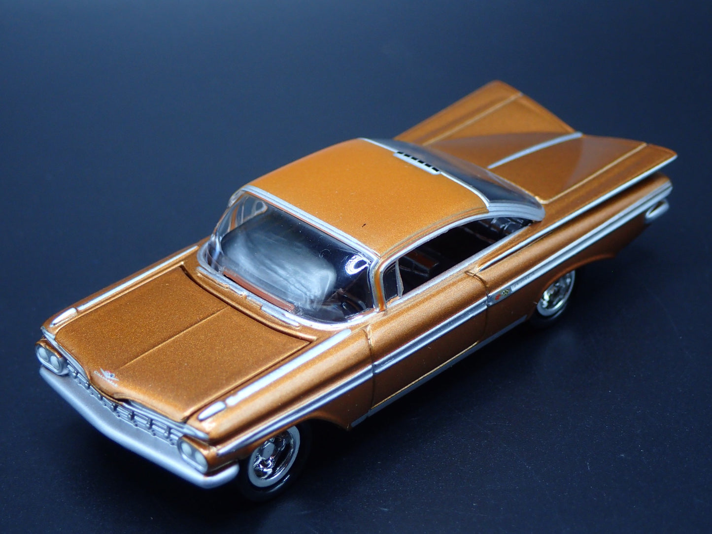 1959 59 CHEVY CHEVROLET IMPALA BRONZE 1:64 SCALE COLLECTIBLE DIECAST MODEL CAR