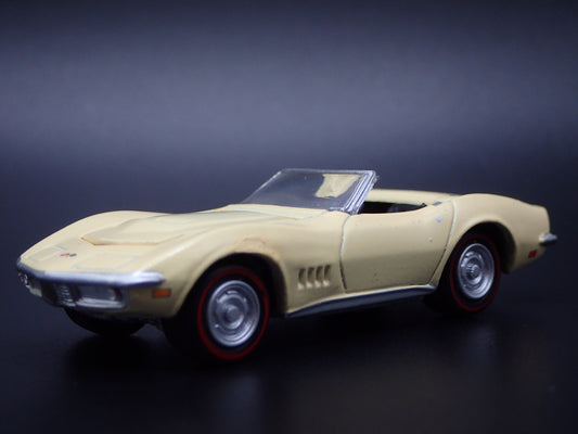1969 69 CHEVY CHEVROLET CORVETTE CONVERTIBLE CREAM 1:64 SCALE DIECAST MODEL CAR