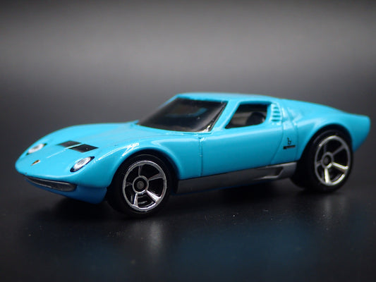 1976-1973 LAMBORGHINI MIURA SV 1:64 SCALE COLLECTIBLE DIORAMA DIECAST MODEL CAR