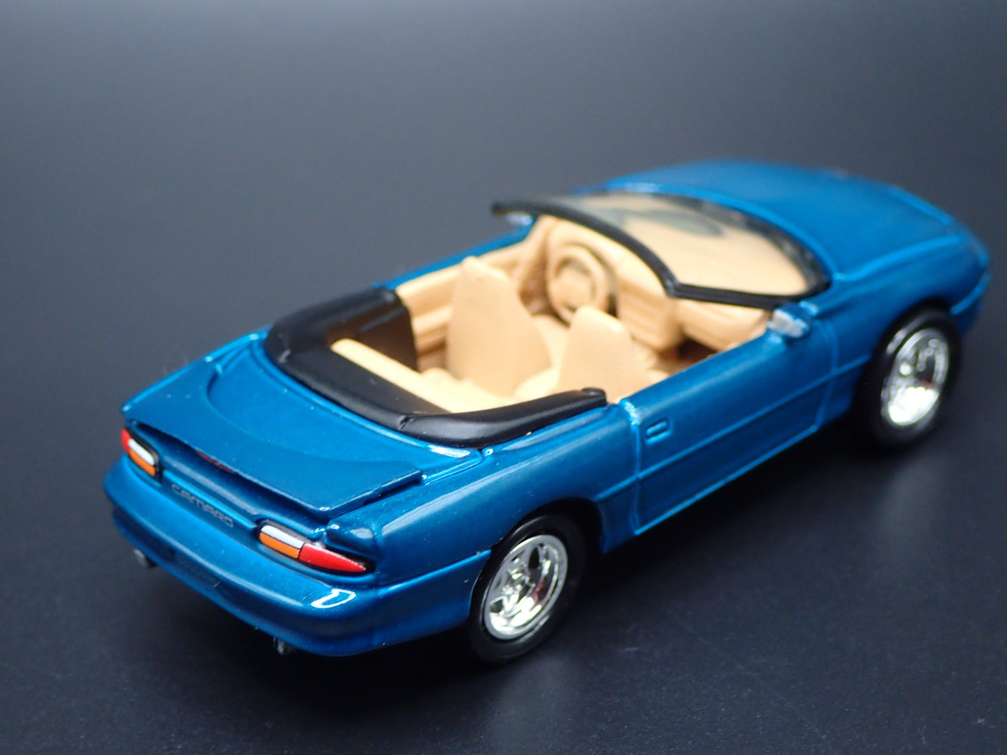 1993-2002 CHEVY CHEVROLET CAMARO CONVERTIBLE GREEN 1:64 SCALE DIECAST MODEL CAR