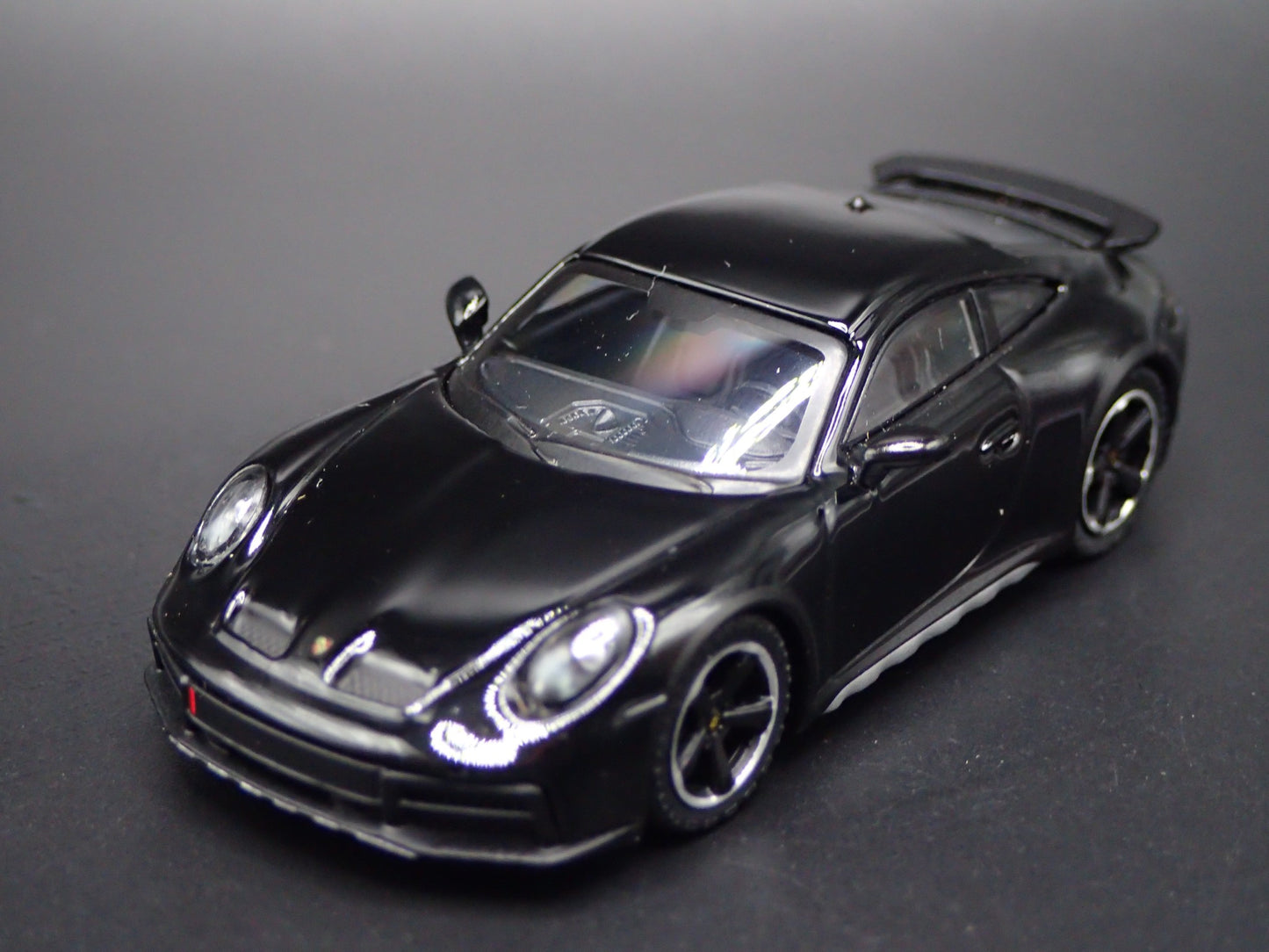 PORSCHE 911 DAKAR RALLYE OFF ROAD BLACK 1/64 SCALE COLLECTIBLE DIECAST MODEL CAR