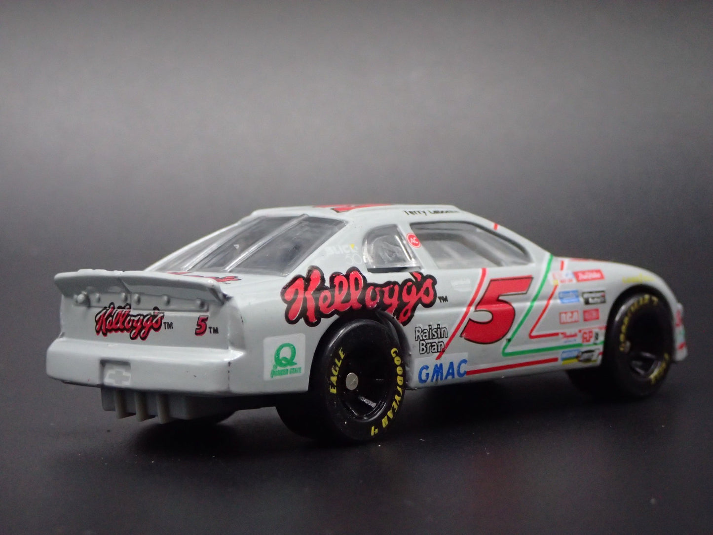 1996 CHEVY CHEVROLET MONTE CARLO 5 TERRY LABONTE NASCAR 1:64 DIECAST MODEL CAR