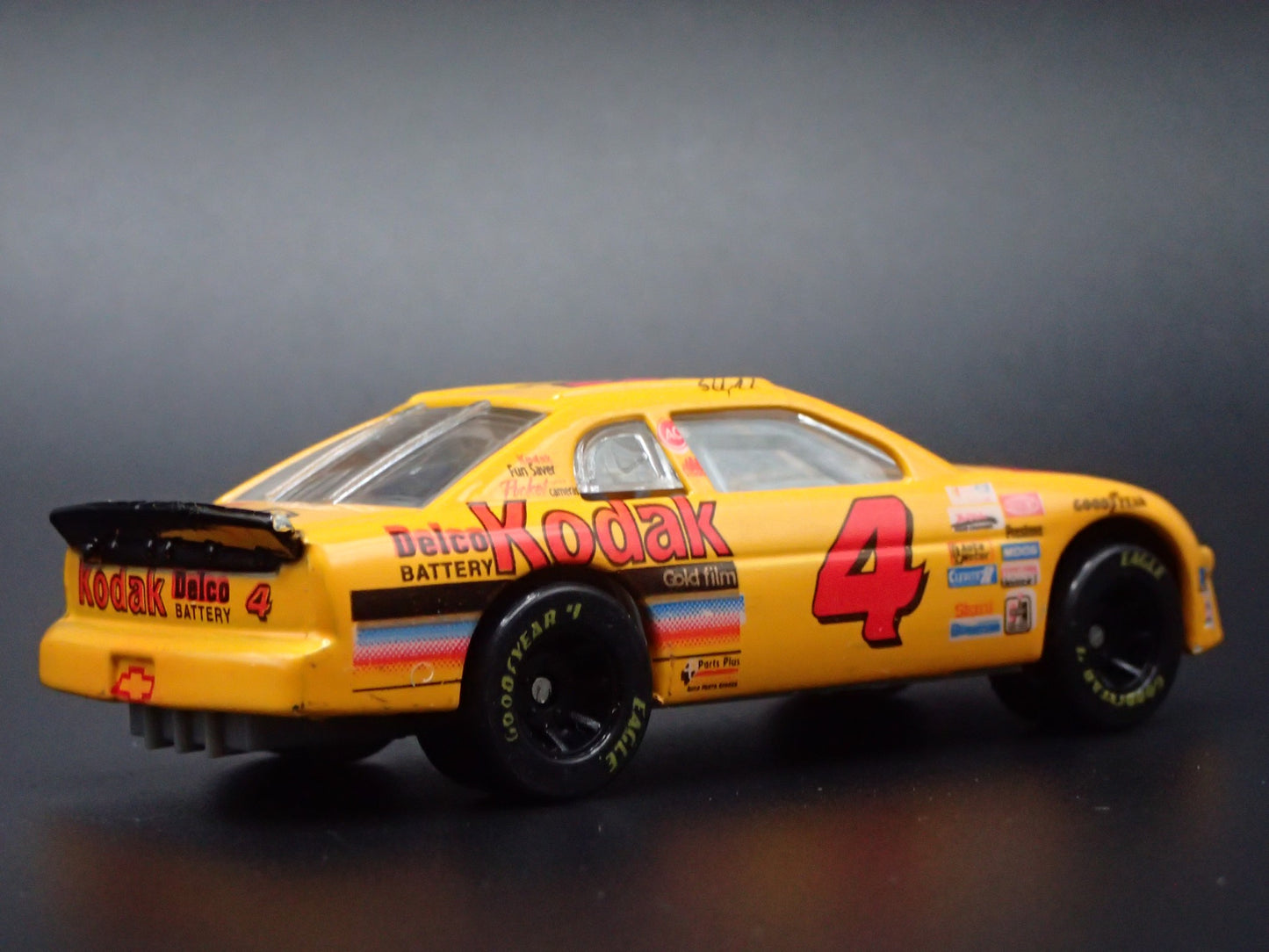 1996 CHEVY CHEVROLET MONTE CARLO 4 STERLING MARTIN NASCAR 1:64 DIECAST MODEL CAR
