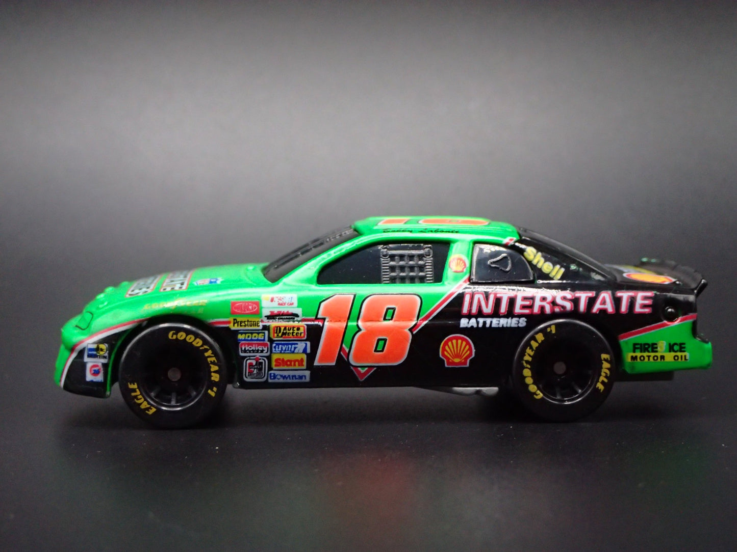 1996 CHEVY CHEVROLET MONTE CARLO 18 BOBBY LABONTE NASCAR 1:64 DIECAST MODEL CAR
