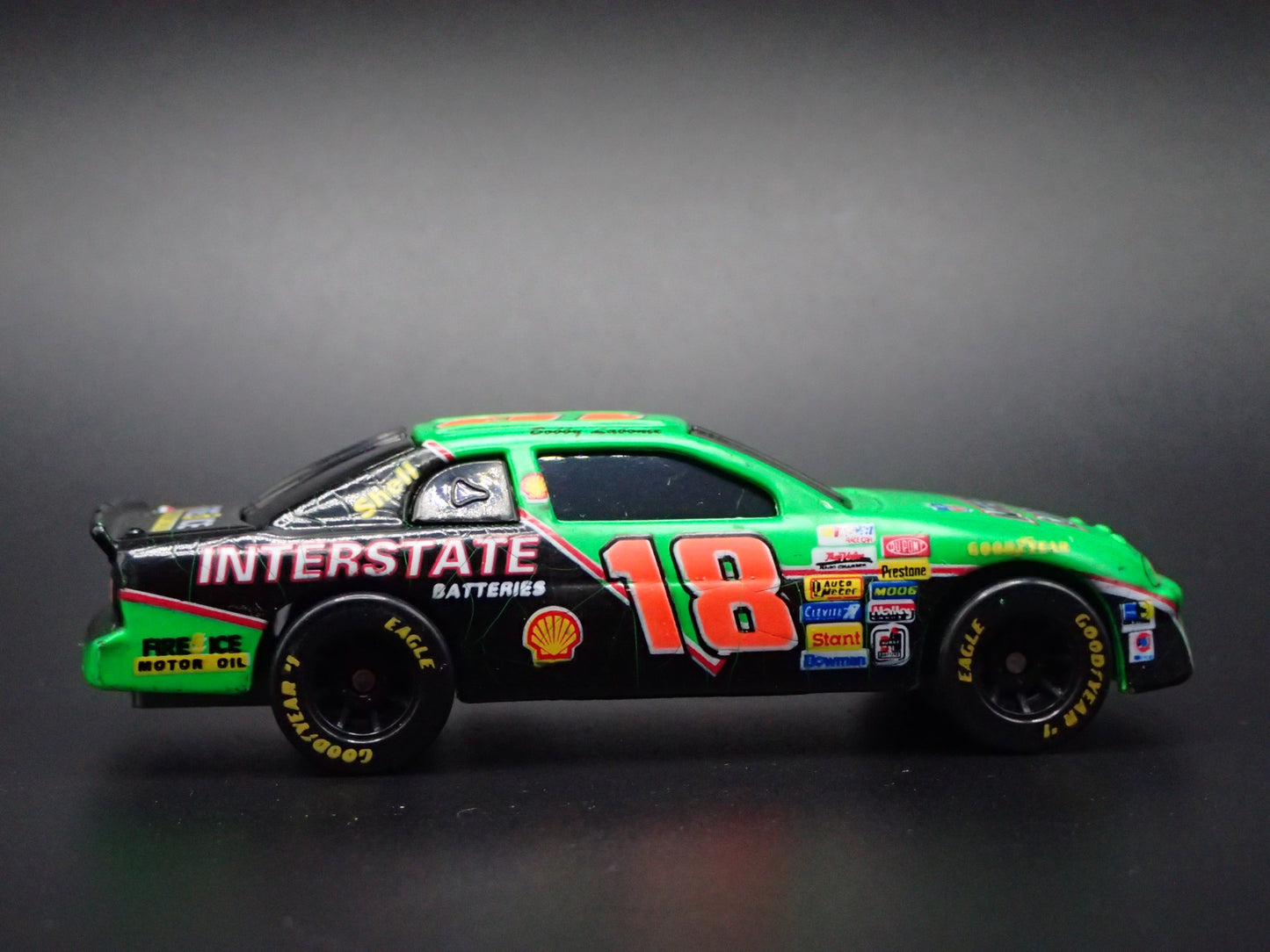 1996 CHEVY CHEVROLET MONTE CARLO 18 BOBBY LABONTE NASCAR 1:64 DIECAST MODEL CAR