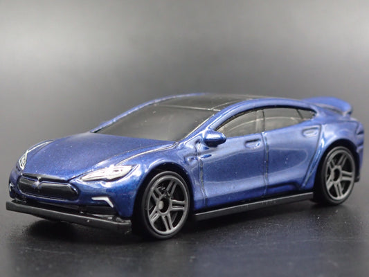 2012-2016 TESLA MODEL S BLUE 1/64 SCALE COLLECTIBLE DIORAMA DIECAST MODEL CAR