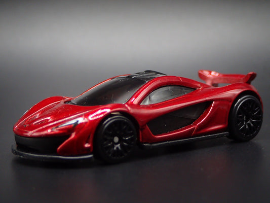 2013-2015 MCLAREN P1 SUPER CAR RED 1:64 SCALE DIORAMA DIECAST MODEL CAR