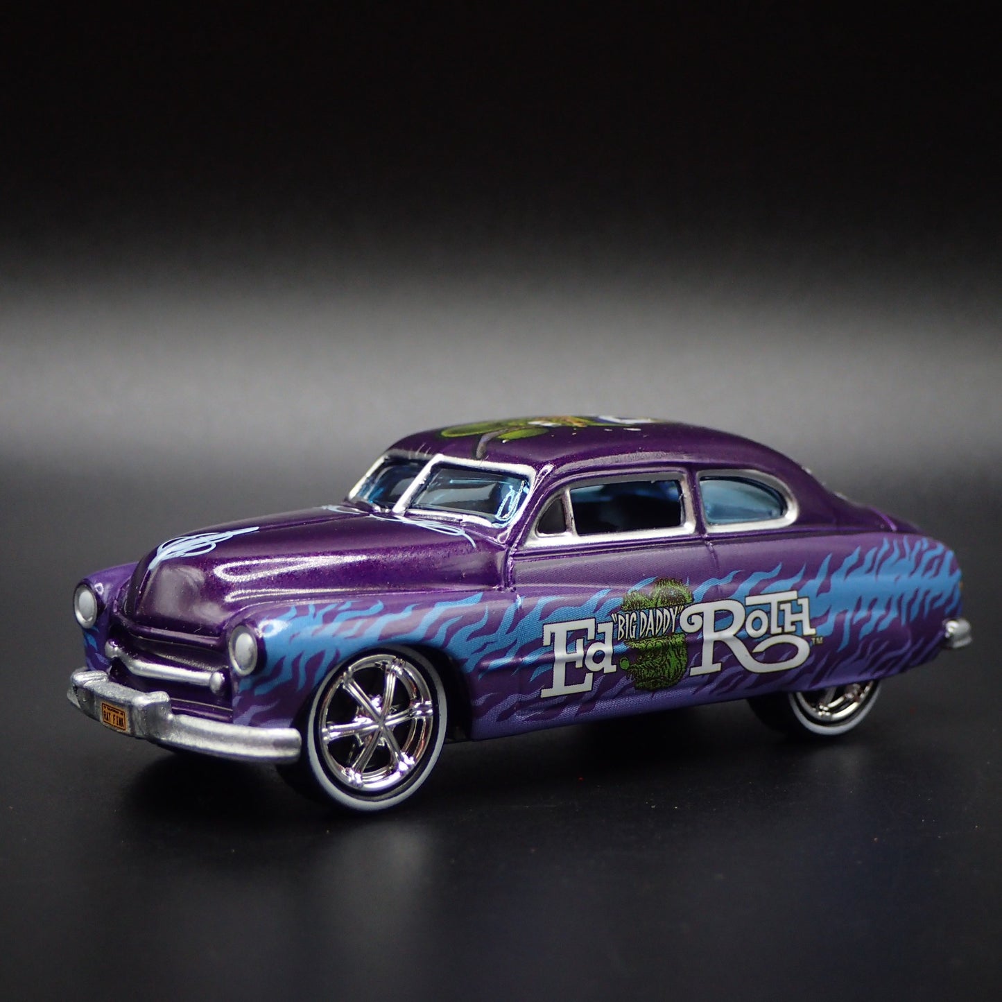 1949 49 MERCURY MERC COUPE RAT FINK ED ROTH 1:64 SCALE DIORAMA DIECAST MODEL CAR