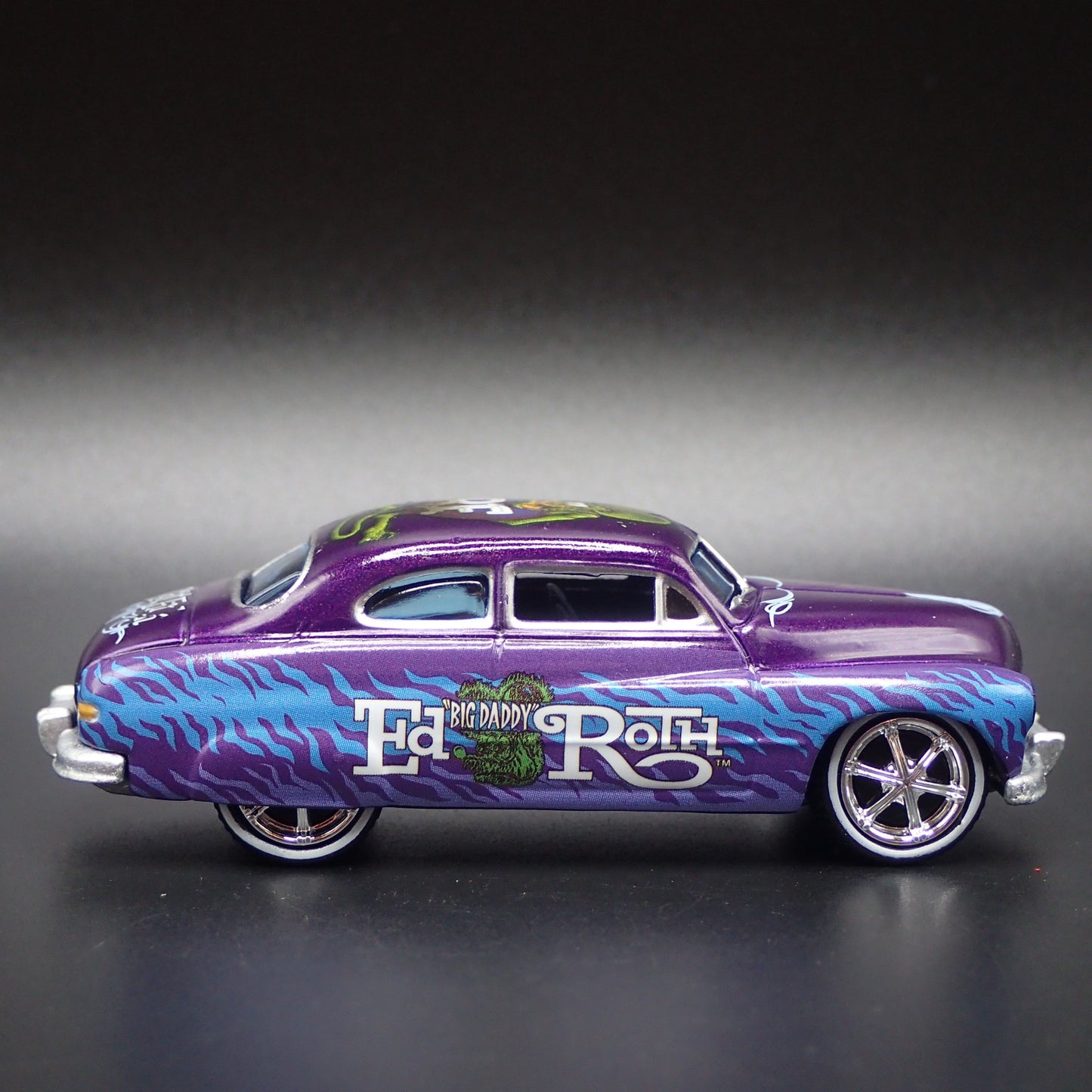 1949 49 MERCURY MERC COUPE RAT FINK ED ROTH 1:64 SCALE DIORAMA DIECAST MODEL CAR